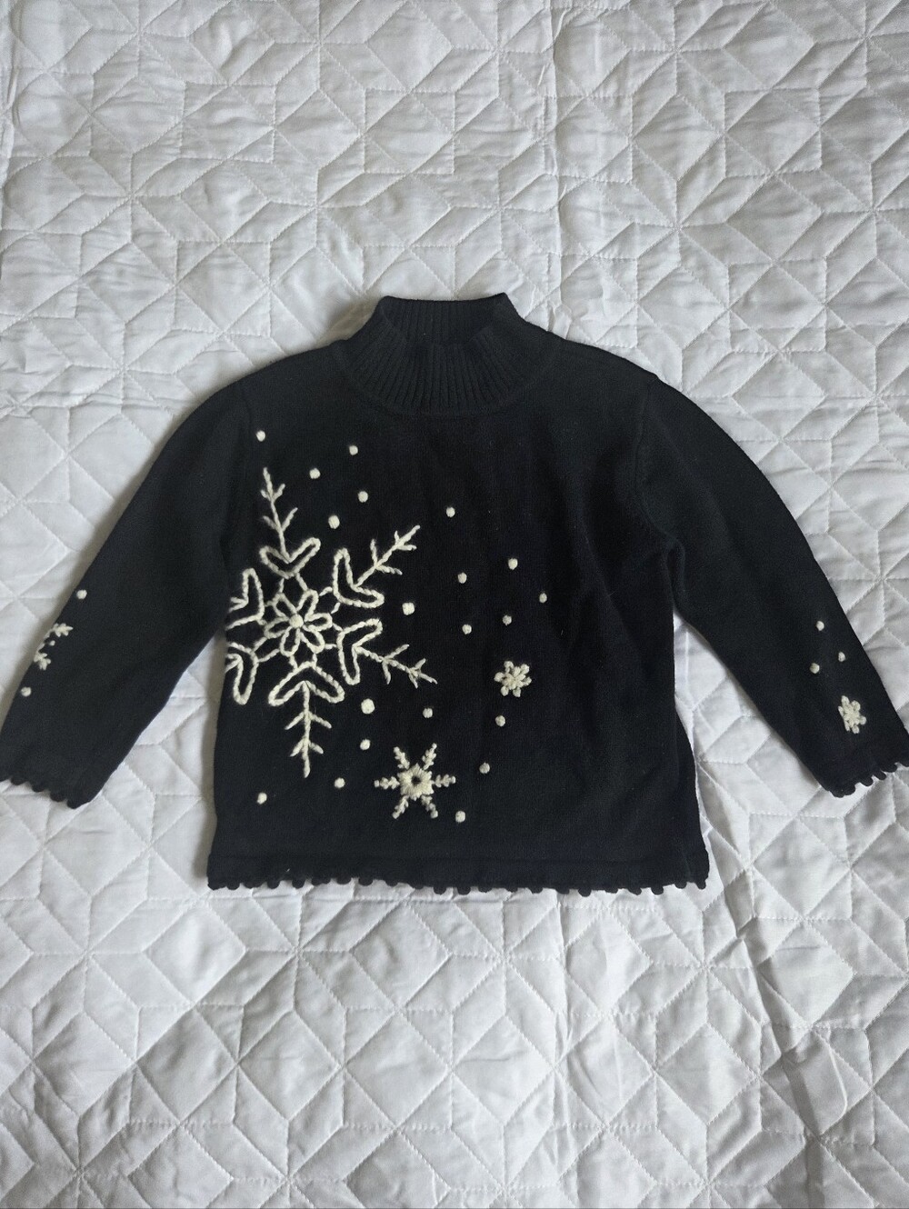 Hanna Andersson Girls Black Sweater w Snowflake Size 90 US 3t